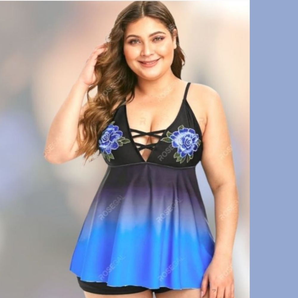 ROSEGAL Ombre Lattice Floral Embroidered Applique Two- Piece Plus Size  Swimsuit